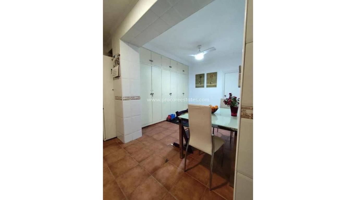 Resale - Apartment - Alicante - Garbinet-Parque de las Avenidas