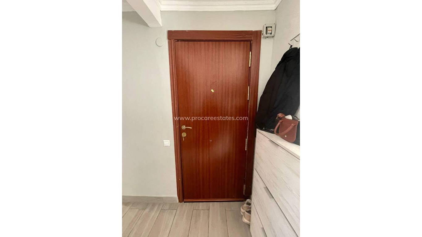 Resale - Apartment - Alicante - Virgen del Remedio-Parque lo Morant