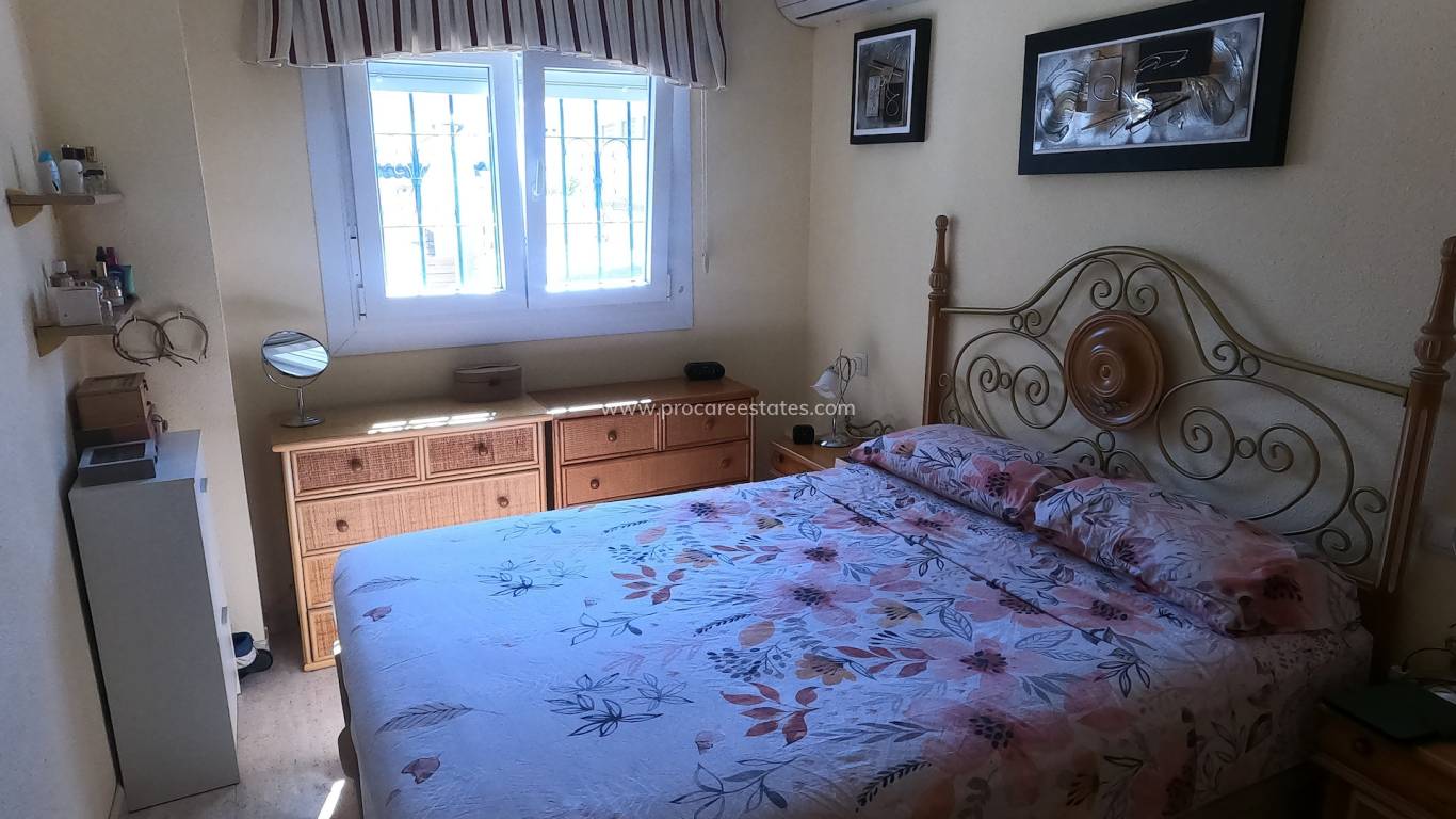 Resale - Apartment - Alicante