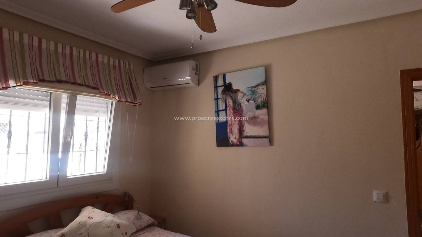 Resale - Apartment - Alicante