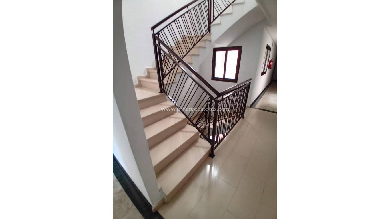 Resale - Apartment - Almoradi - Center