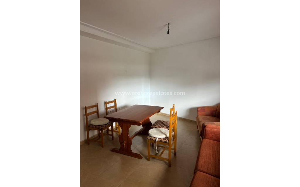 Resale - Apartment - Almoradi - Centro urbano 2