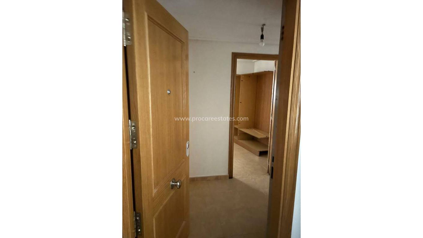 Resale - Apartment - Almoradi - Centro urbano 2