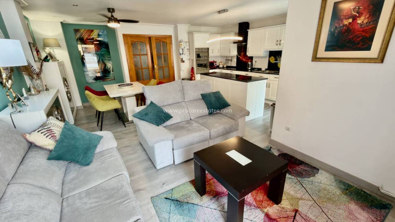 Resale - Apartment - Almoradi - centro