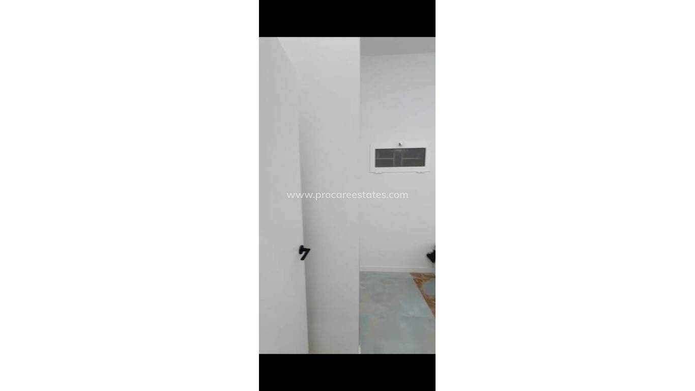 Resale - Apartment - Benidorm - Poniente