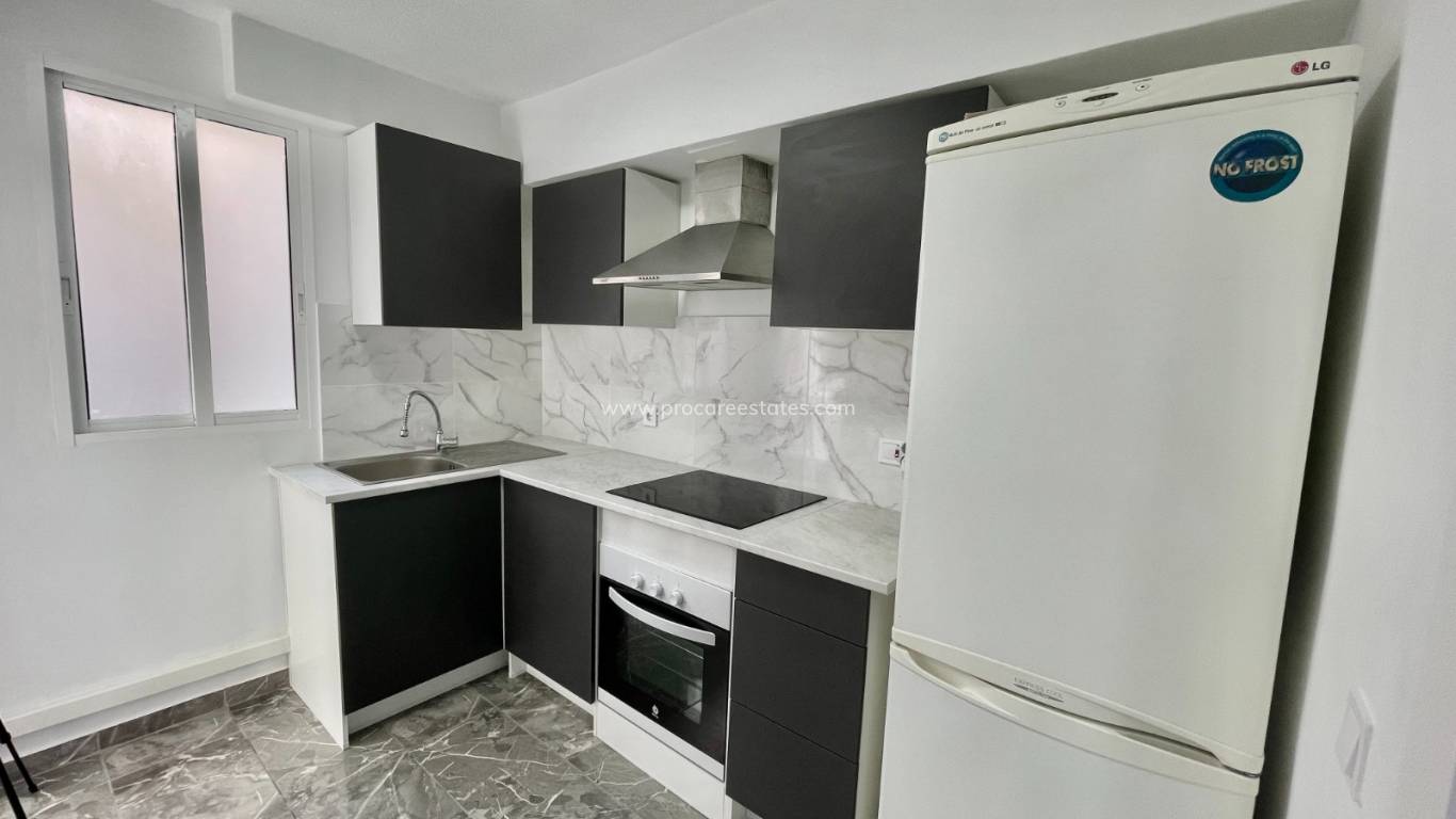 Resale - Apartment - Bigastro