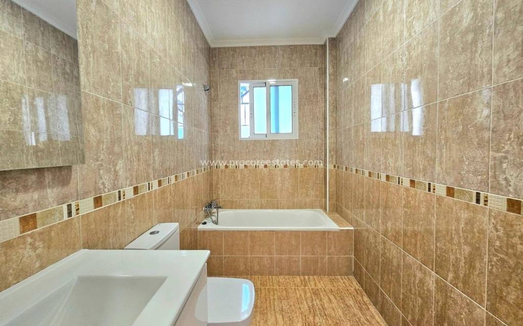 Resale - Apartment - Castalla - Comunidad valenciana