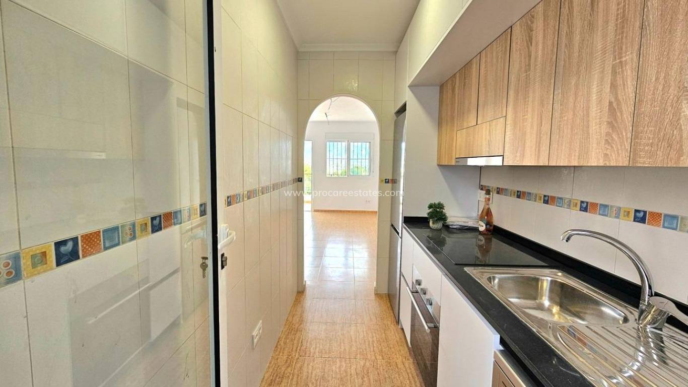 Resale - Apartment - Castalla - Comunidad valenciana