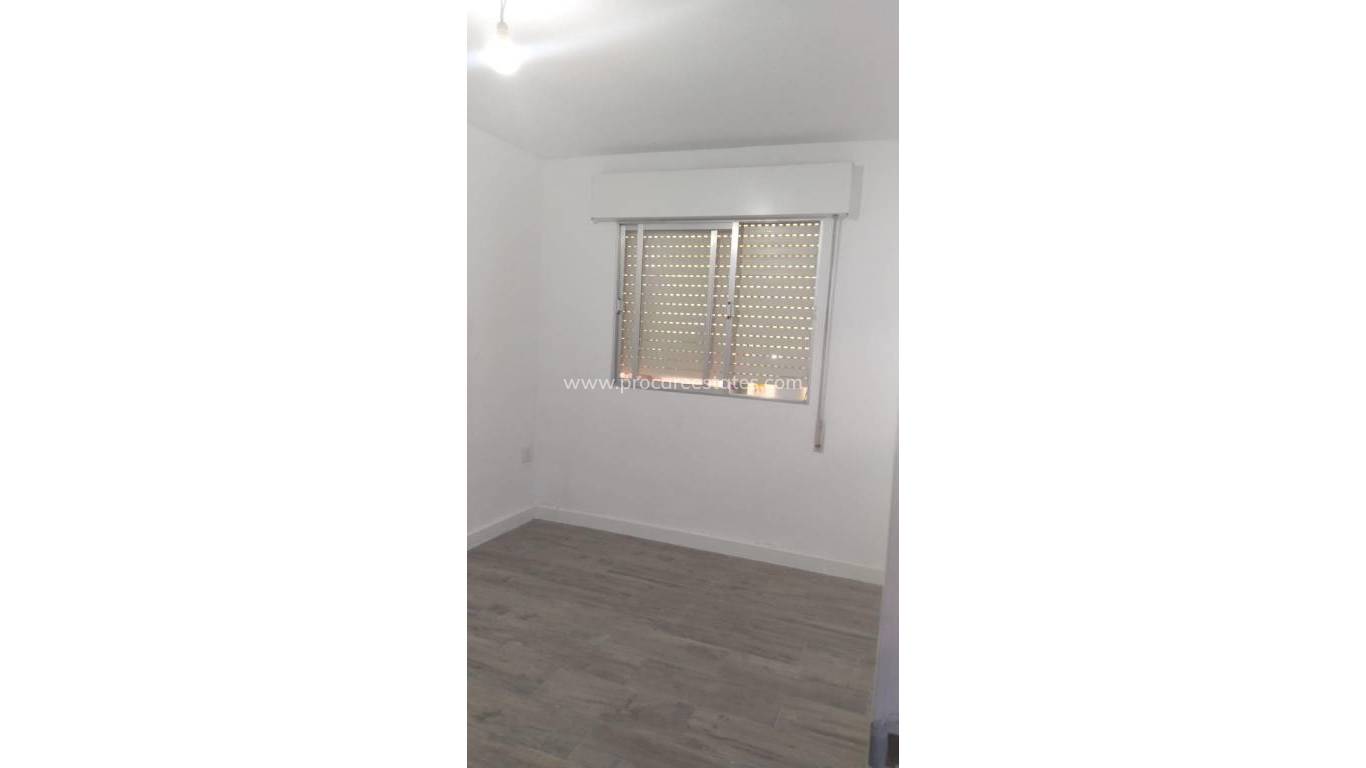 Resale - Apartment - Catral - CENTRO