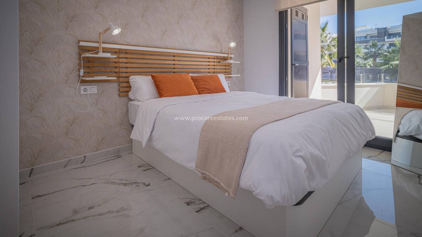 Resale - Apartment - Costa Blanca - Orihuela Costa