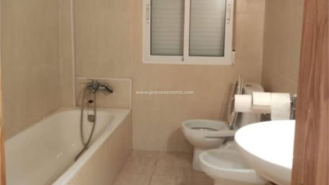 Resale - Apartment - Dolores - CENTRO