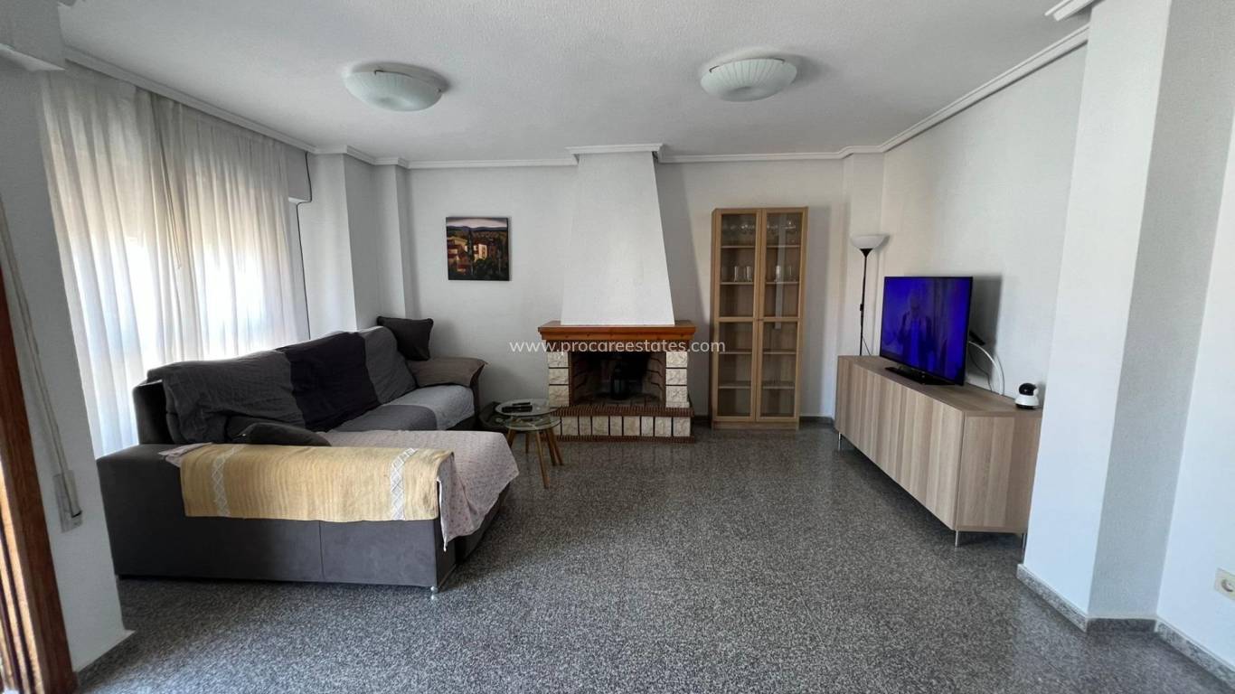 Resale - Apartment - Dolores - CENTRO