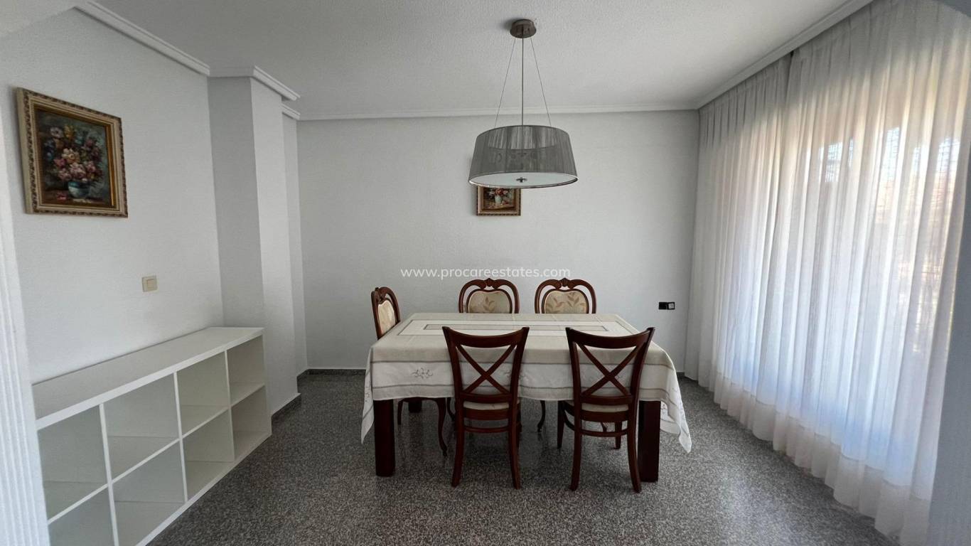 Resale - Apartment - Dolores - CENTRO