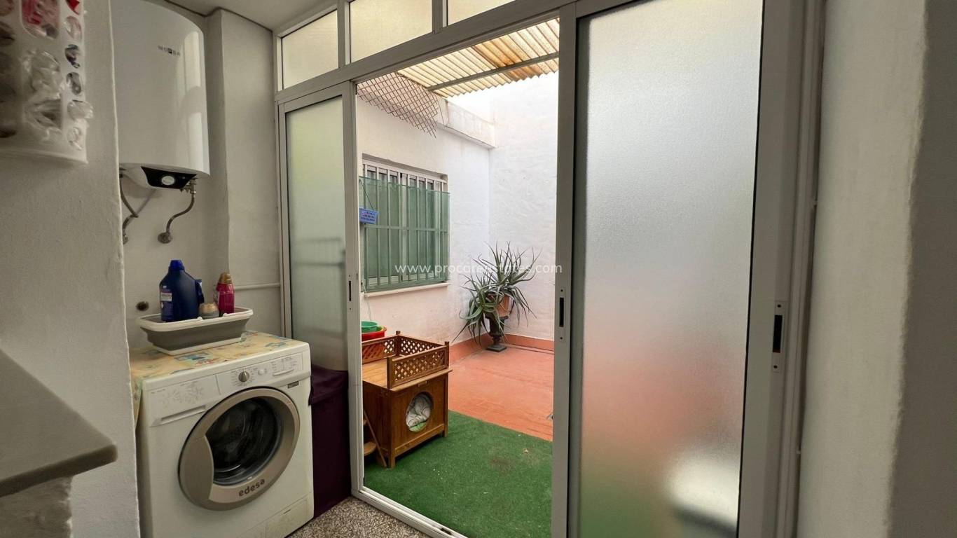 Resale - Apartment - Dolores - CENTRO