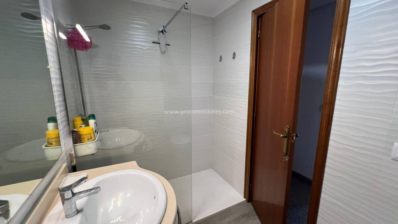 Resale - Apartment - Dolores - CENTRO