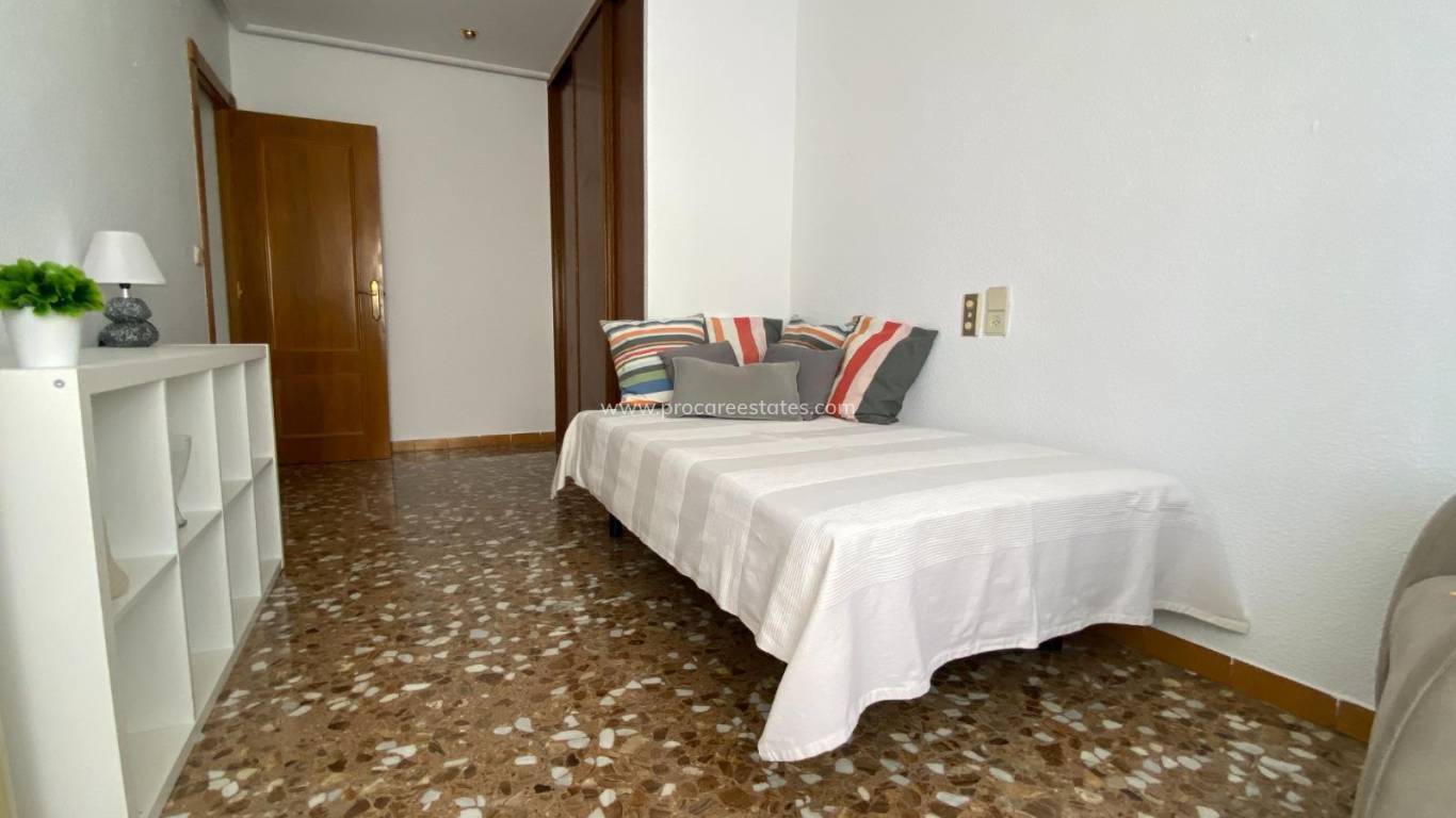 Resale - Apartment - Elche - Centro