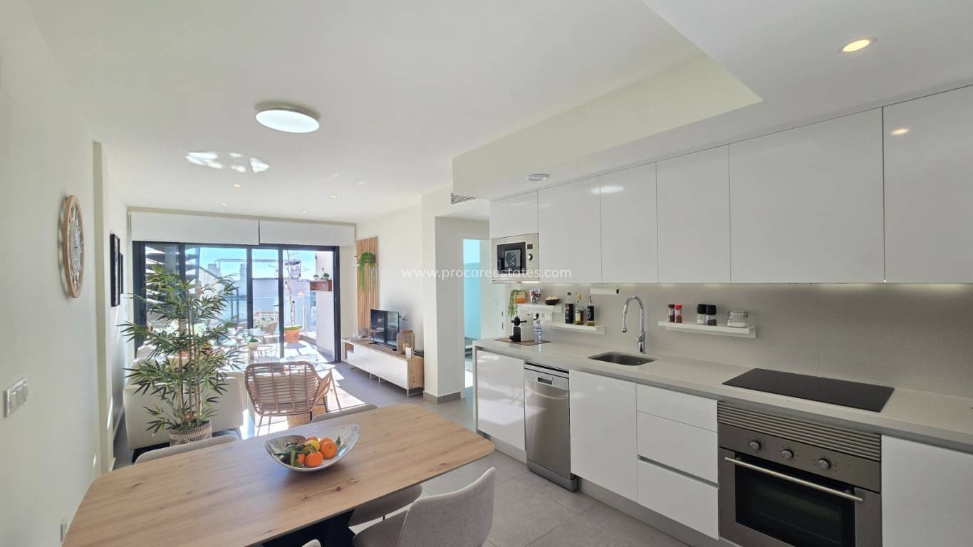 Resale - Apartment / Flat * - Orihuela Costa - Villamartín *