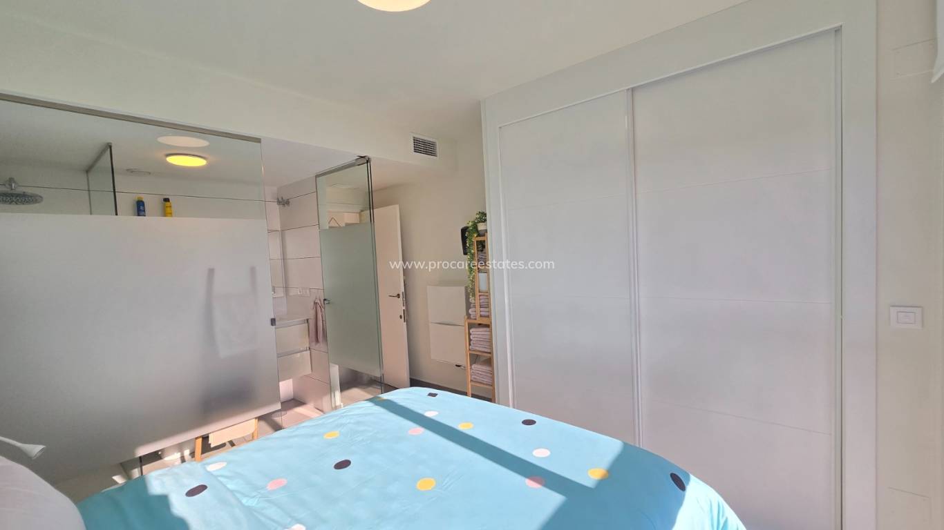 Resale - Apartment / Flat * - Orihuela Costa - Villamartín *