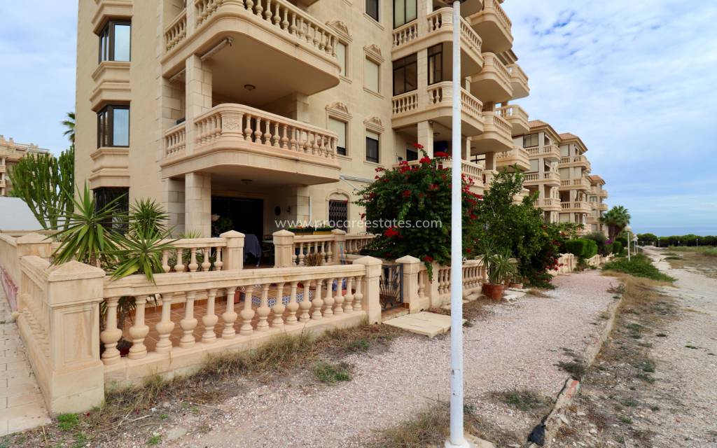 Resale - Apartment - Guardamar del Segura - El Moncayo