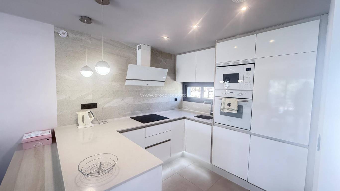 Resale - Apartment - Guardamar del Segura - El Raso