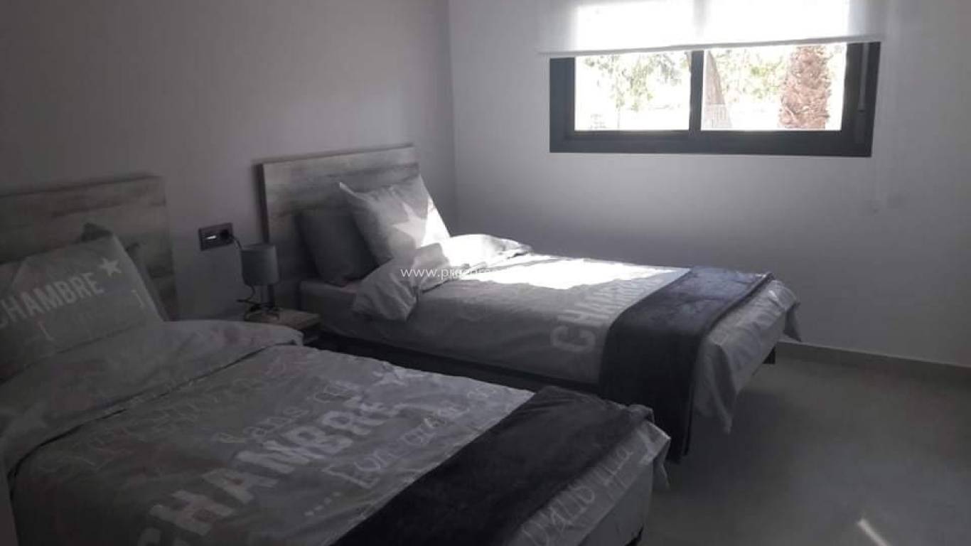 Resale - Apartment - Guardamar del Segura - El Raso