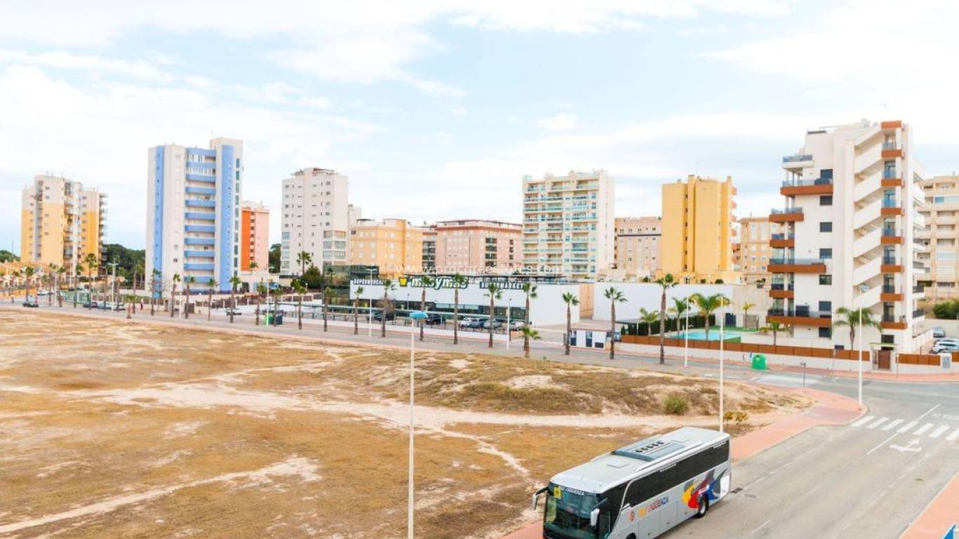 Resale - Apartment - Guardamar del Segura - Guardamar Center