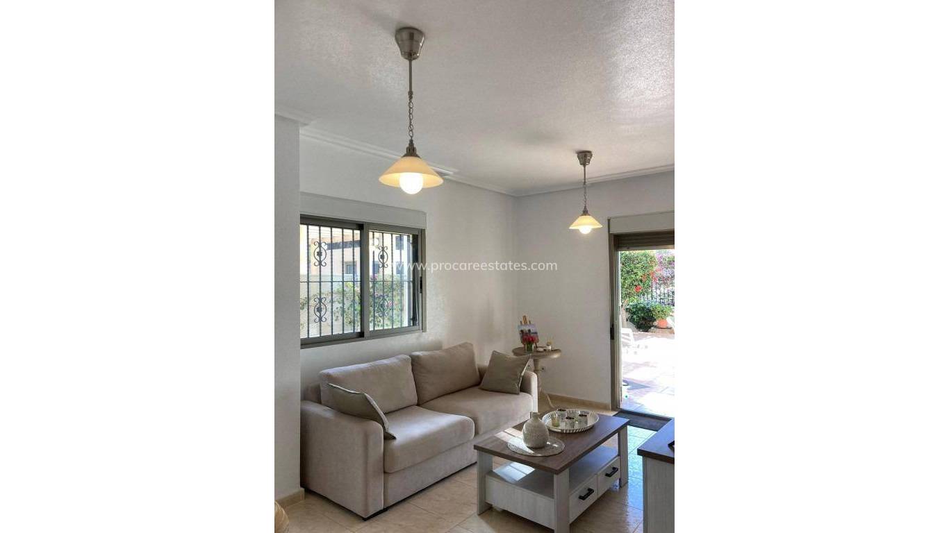 Resale - Apartment - Guardamar del Segura - Guardamar Center