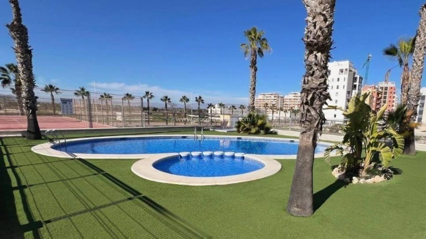Resale - Apartment - Guardamar del Segura - Guardamar Center
