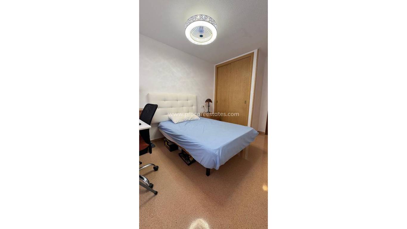 Resale - Apartment - Guardamar del Segura - Guardamar Center