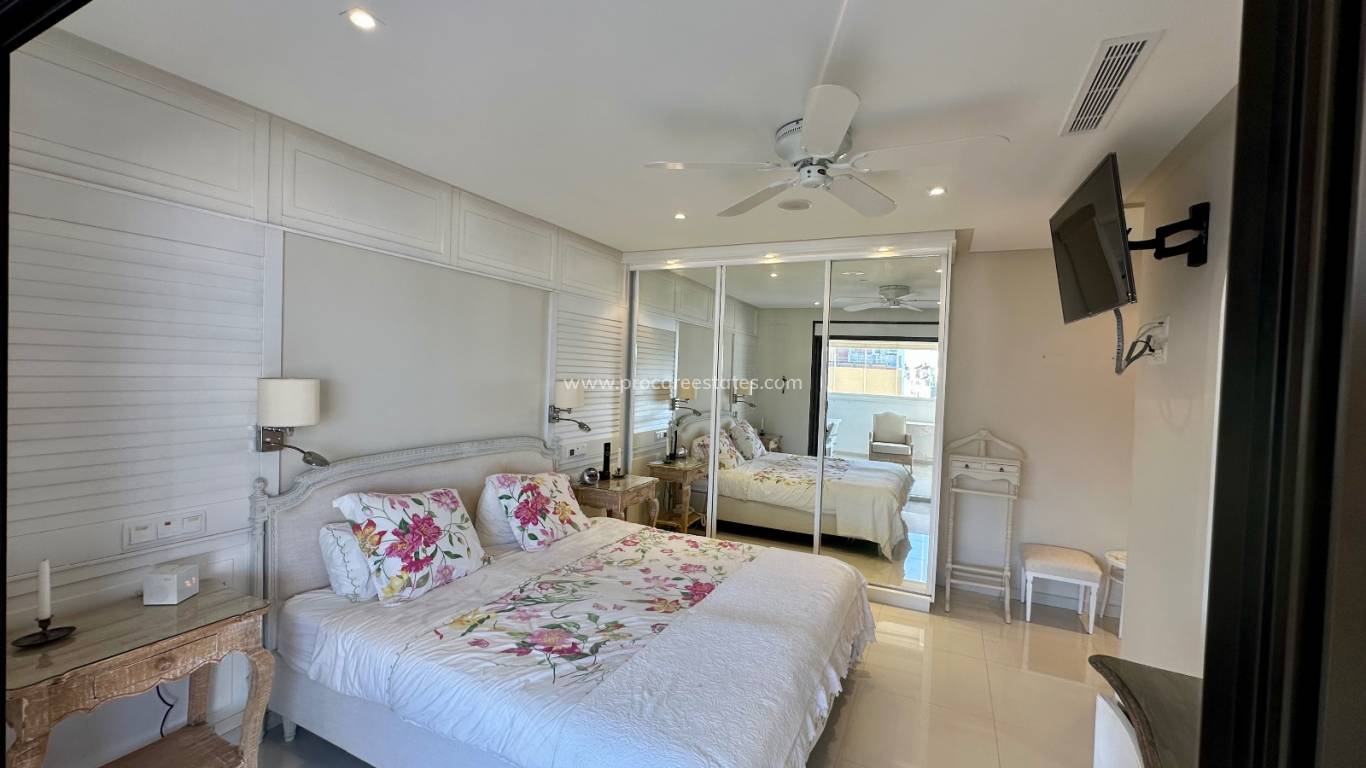 Resale - Apartment - Guardamar del Segura - Marjal Beach