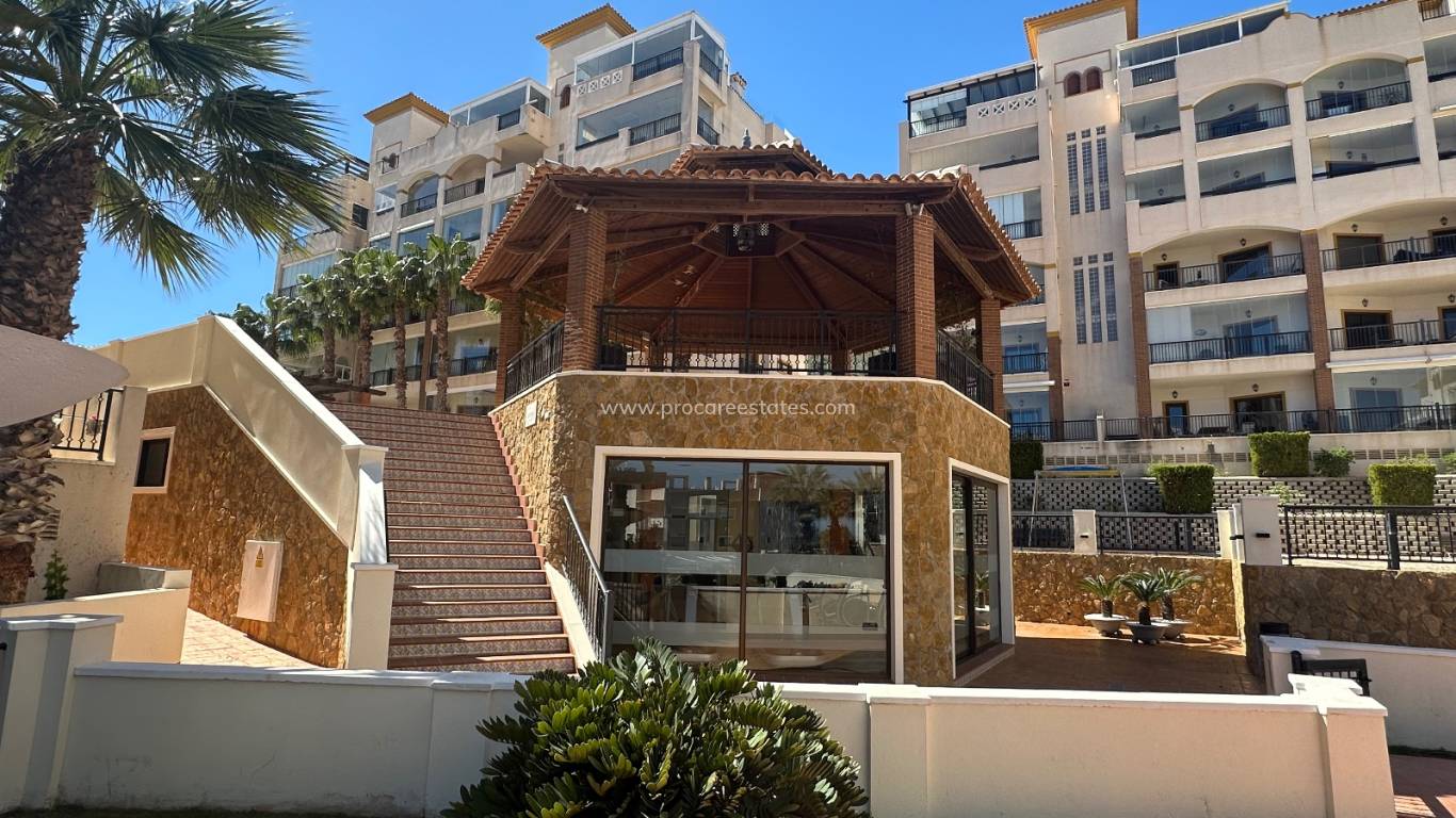 Resale - Apartment - Guardamar del Segura - Marjal Beach