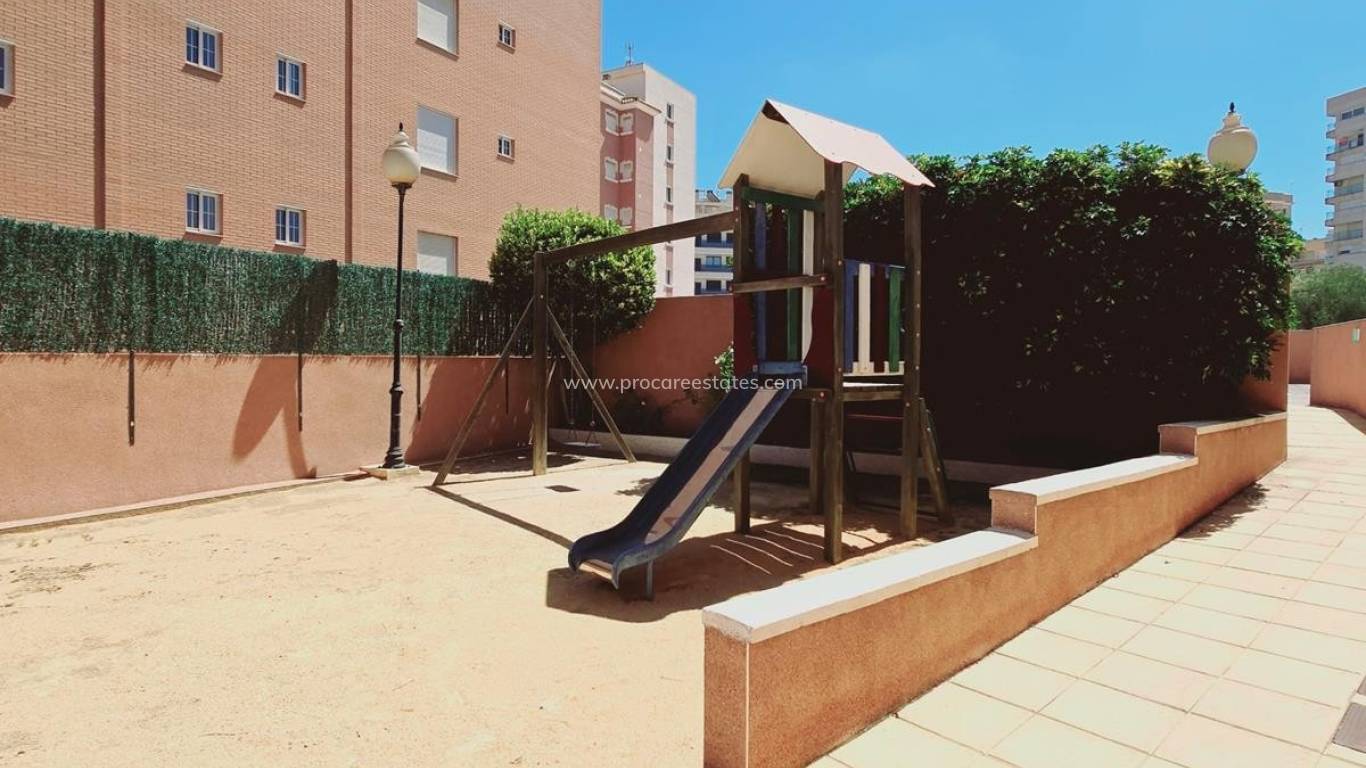 Resale - Apartment - Guardamar del Segura - Puerto Deportivo