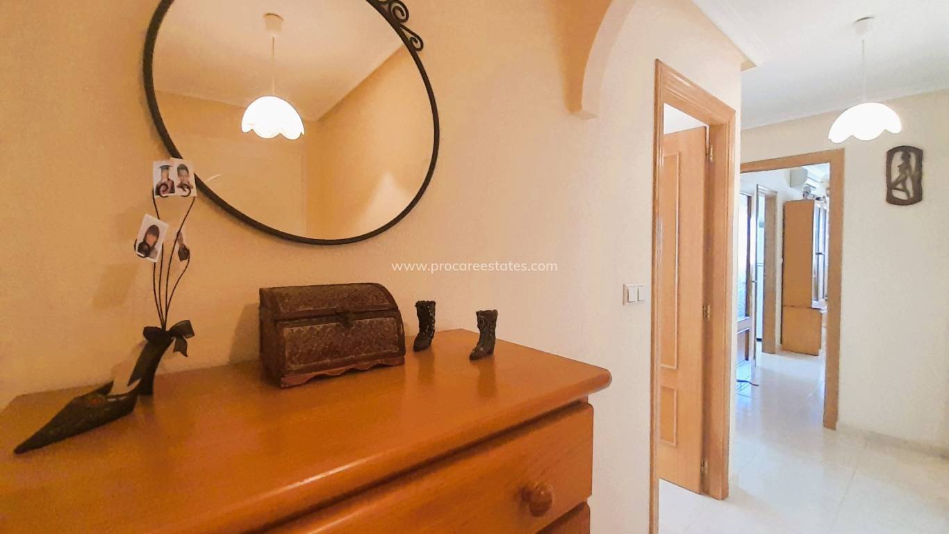 Resale - Apartment - Guardamar del Segura - Puerto Deportivo