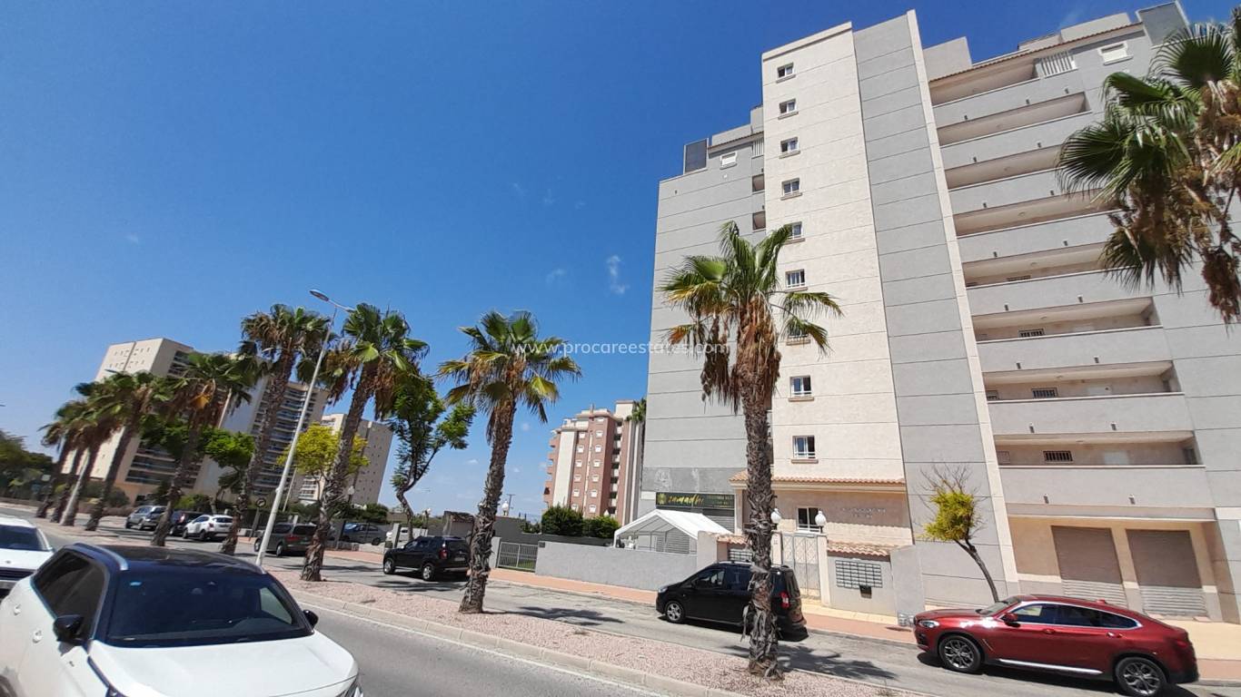 Resale - Apartment - Guardamar del Segura - Puerto Deportivo