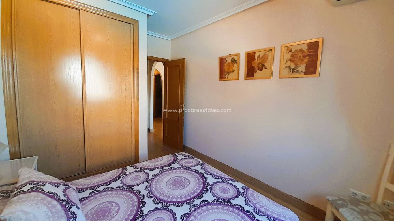 Resale - Apartment - Guardamar del Segura - Puerto Deportivo