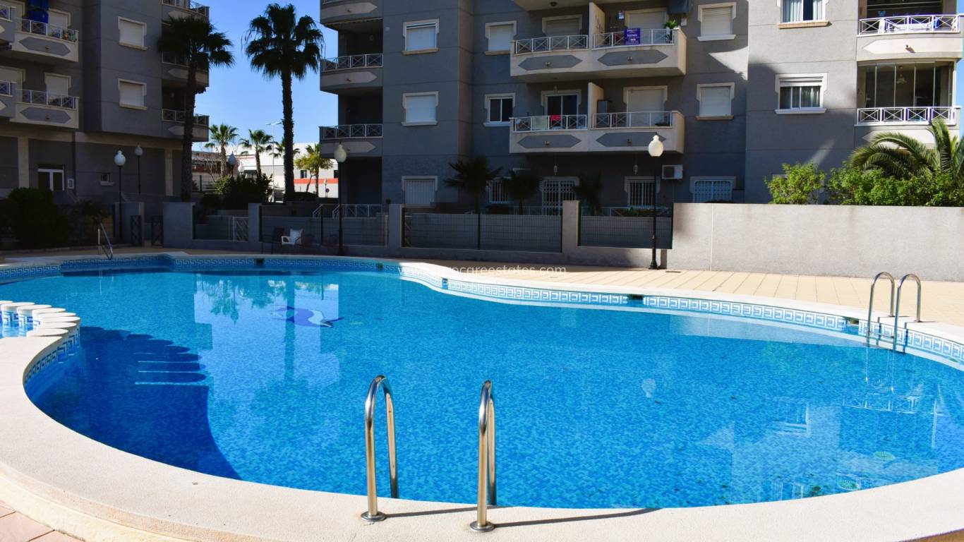 Resale - Apartment - Guardamar del Segura - Puerto Deportivo