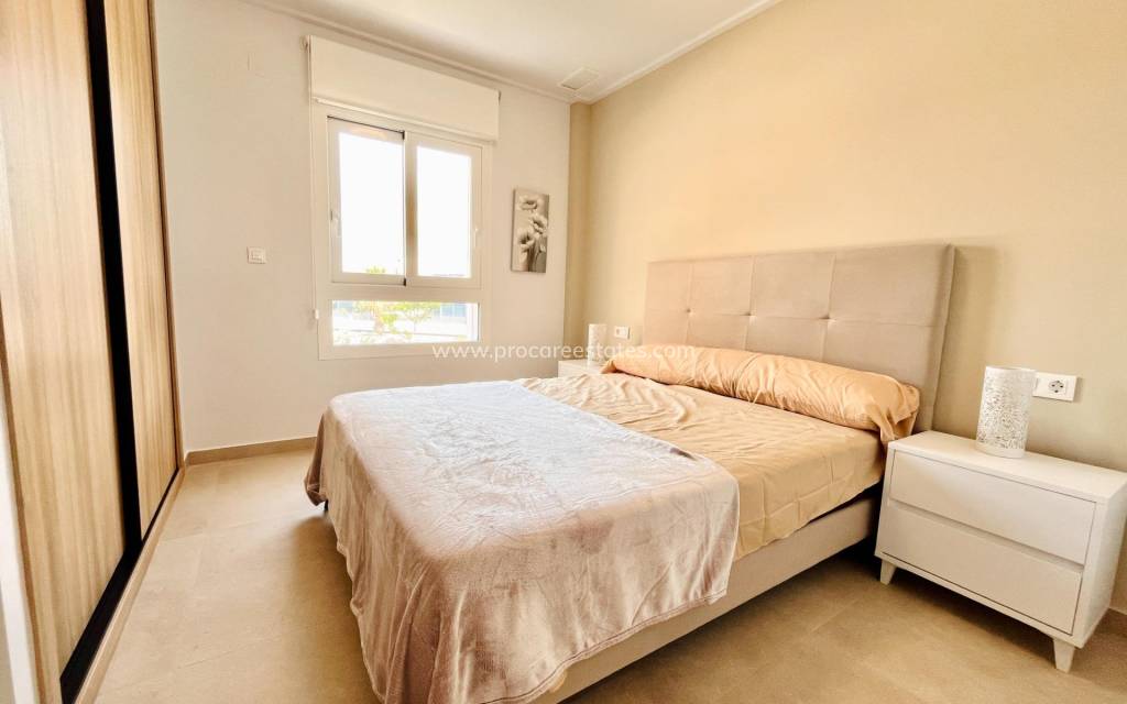 Resale - Apartment - Guardamar del Segura - Puerto Deportivo