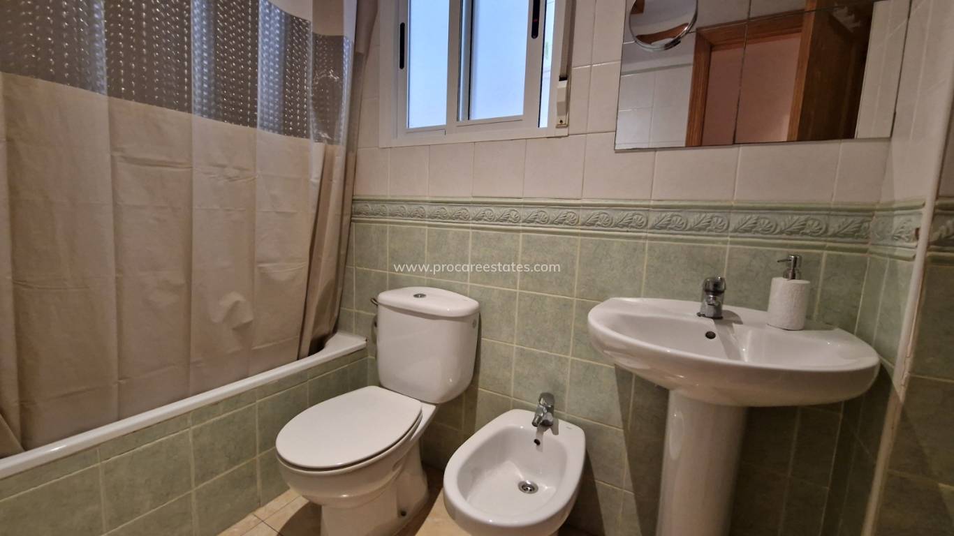 Resale - Apartment - Guardamar del Segura - Puerto