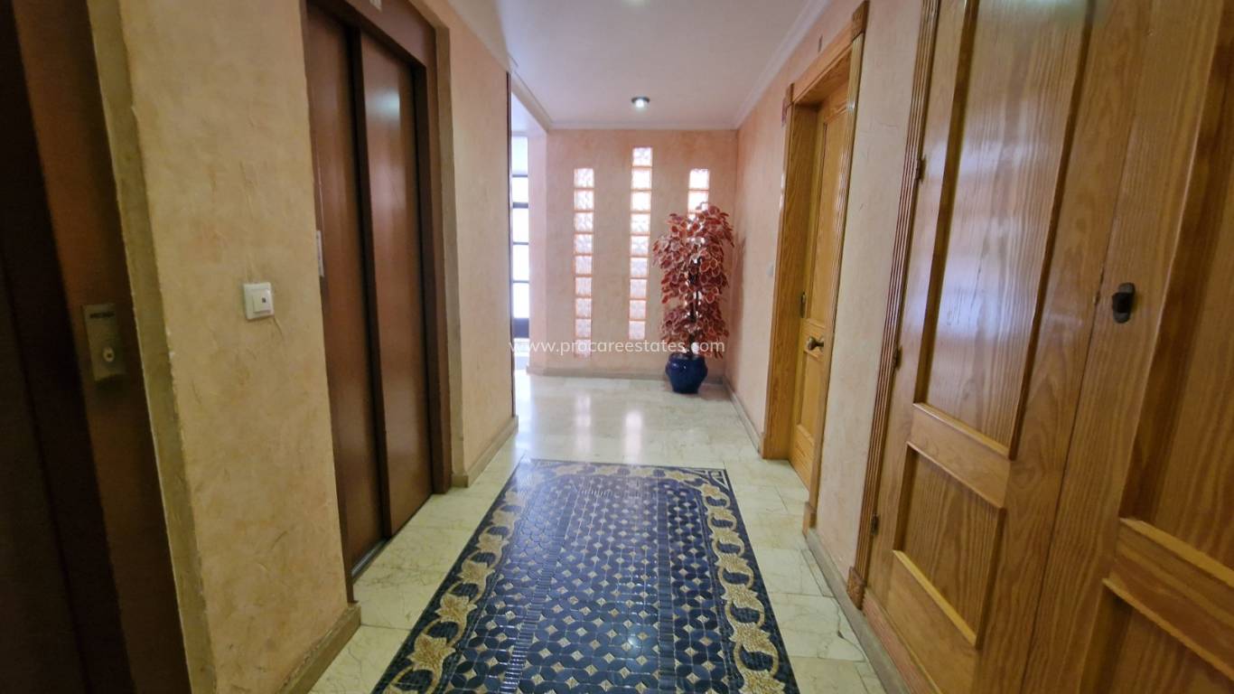 Resale - Apartment - Guardamar del Segura - Puerto