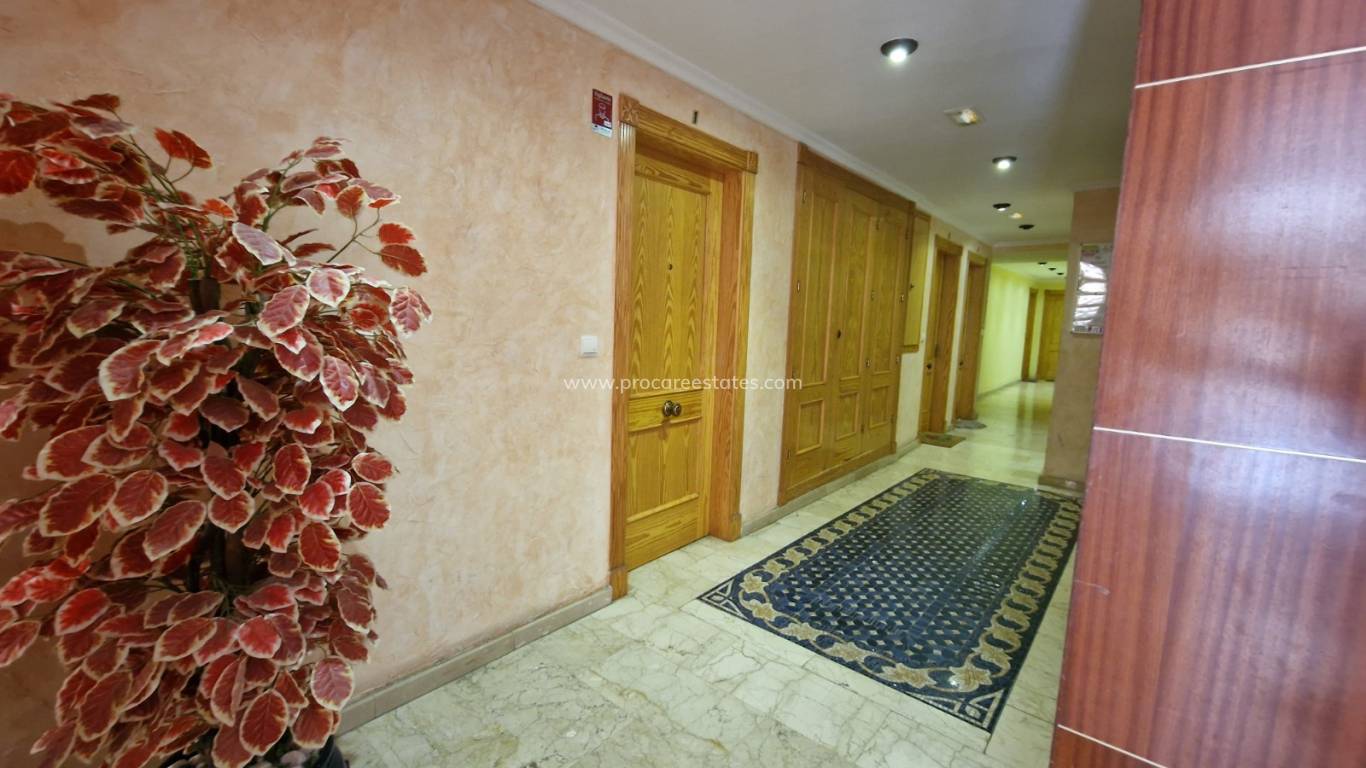 Resale - Apartment - Guardamar del Segura - Puerto