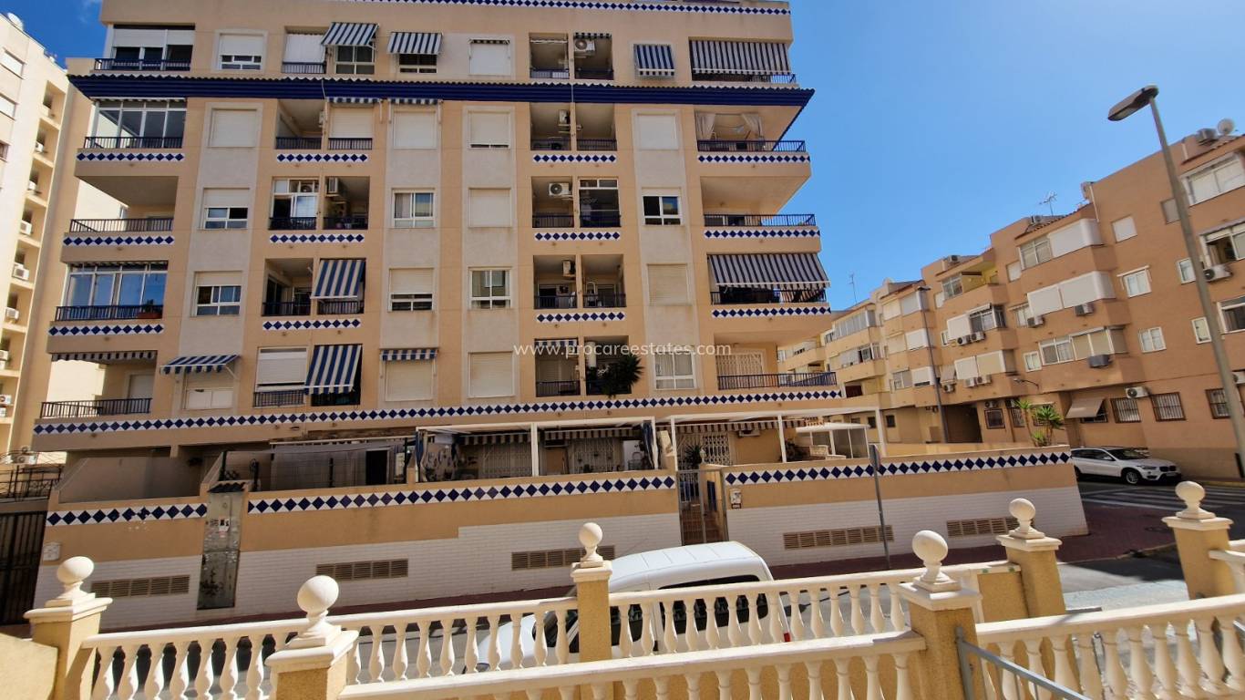 Resale - Apartment - Guardamar del Segura - Puerto