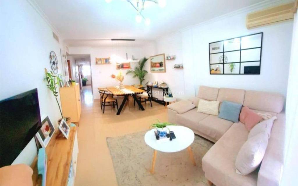 Resale - Apartment - Guardamar del Segura - PUERTO