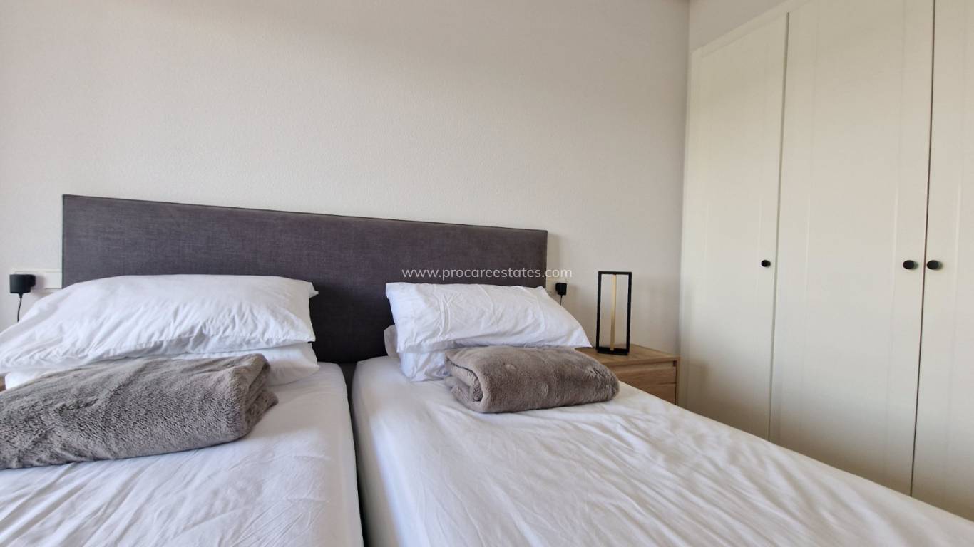 Resale - Apartment - Guardamar del Segura - Puerto