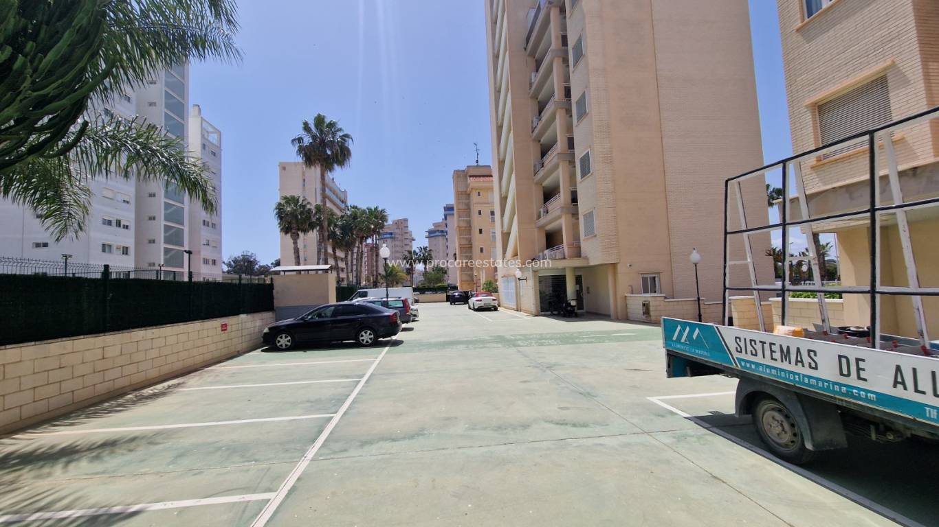 Resale - Apartment - Guardamar del Segura - Puerto