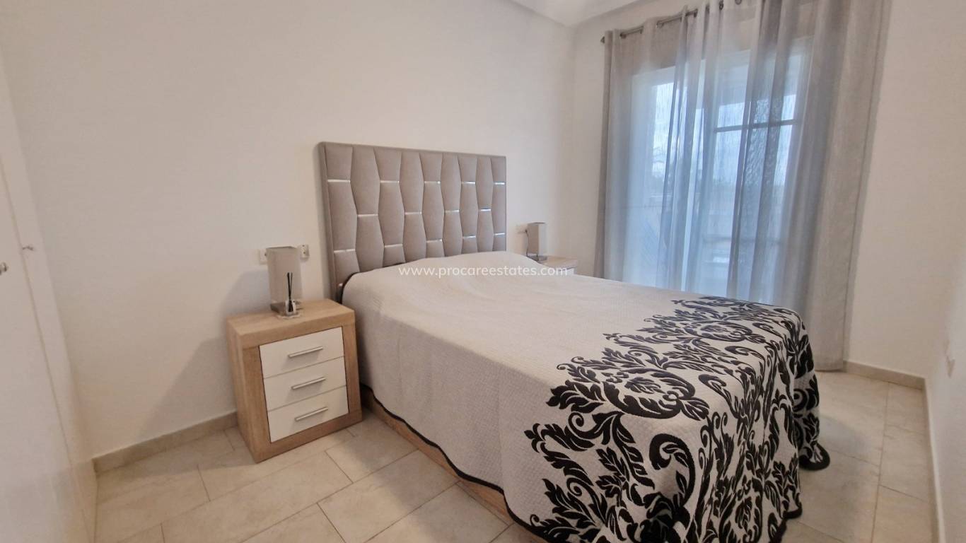 Resale - Apartment - Guardamar del Segura - Puerto