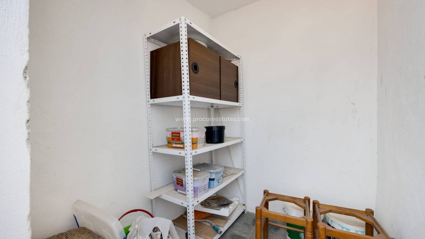 Resale - Apartment - Jacarilla