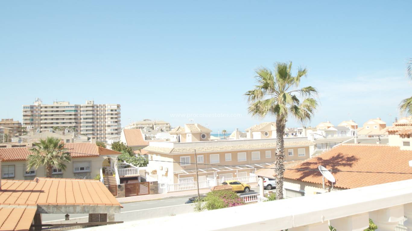 Resale - Apartment - La Mata - Playa