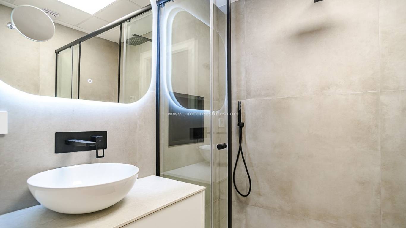 Resale - Apartment - LO PAGÁN