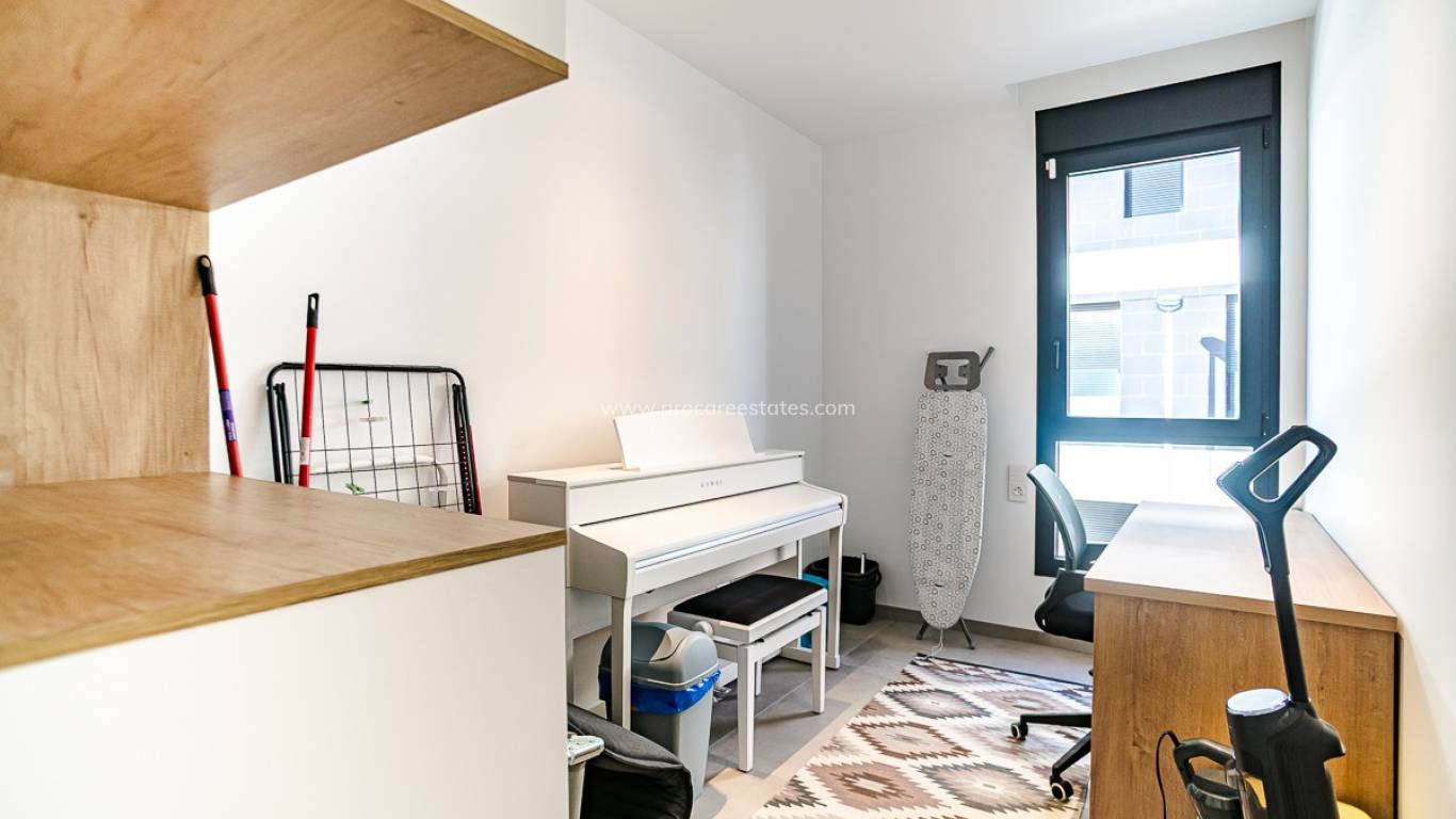 Resale - Apartment - LO PAGÁN