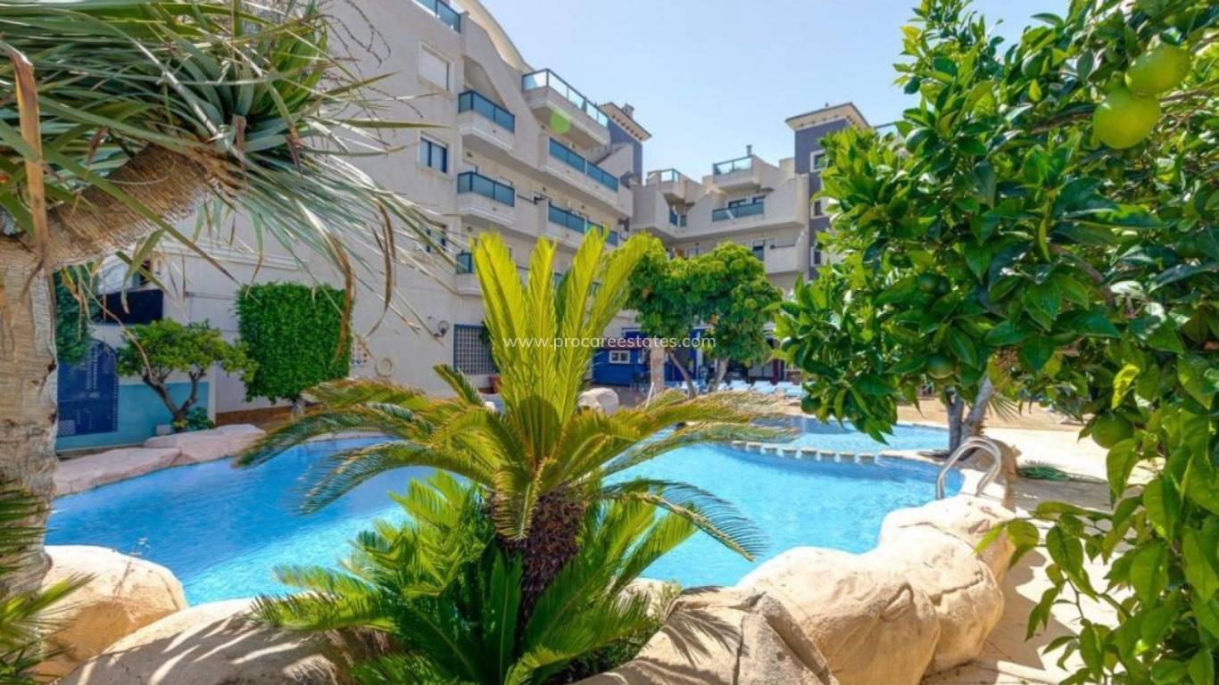 Resale - Apartment - Orihuela Costa - Cabo Roig